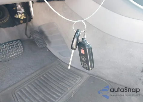 2002 Toyota Camry Le V6 z USA, uszkodzony, nr VIN 4T1BF32K22U004503